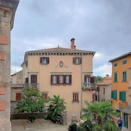 Premium Apartment Ca' San Marco In A Historic Town Labin  Bagian luar foto